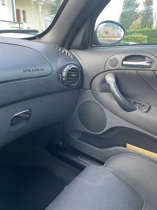 Alfa Romeo 147  Q2  1.9 JTD 16 V