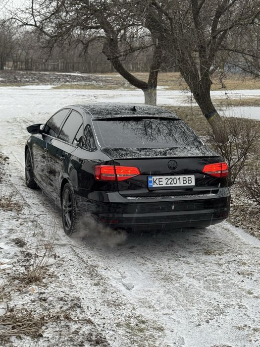 Jetta 1.8 15 рік