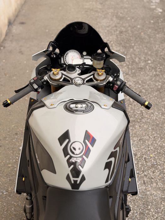BMW S1000RR - Akrapovic! Nardo Grey