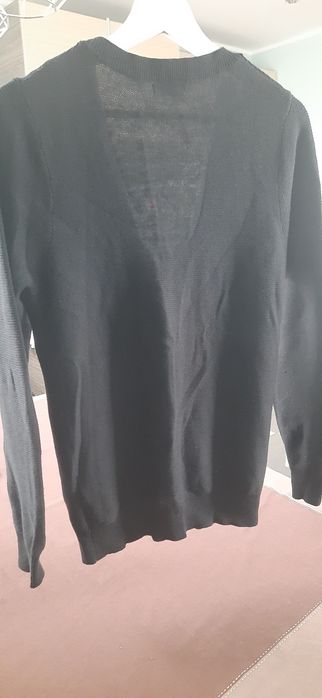 Sweter czarny chłopięcy