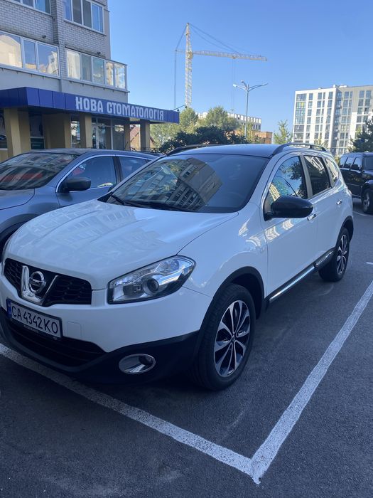 Нісан кашкай +2 власний автомобіль