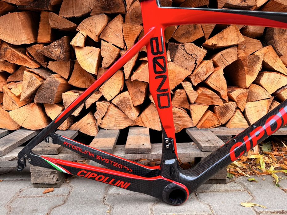 Frameset  szosowy Cipollini Bond aero  r.L