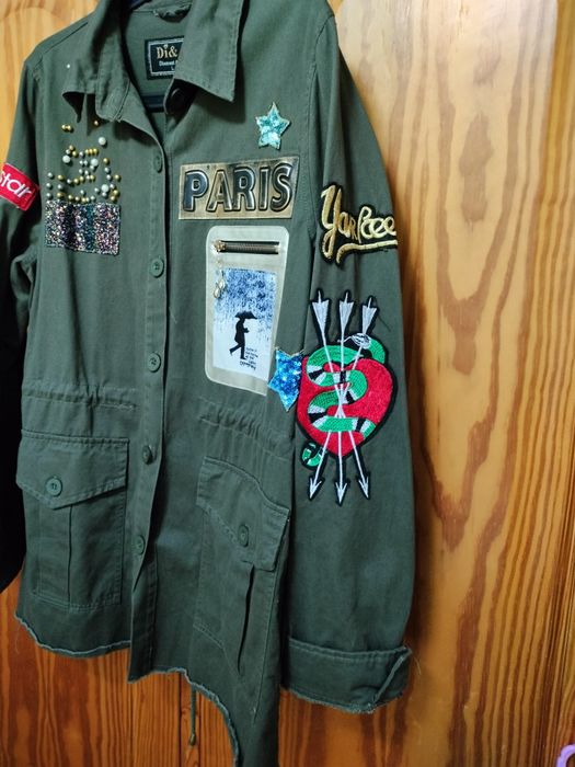 Lindo casaco , tamanho L , vistoso