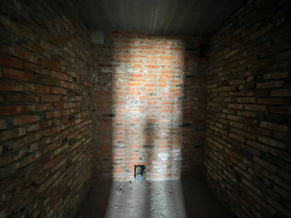 Здана новобудова, можна перепланувати в 2к, Південно-Захід ID37950