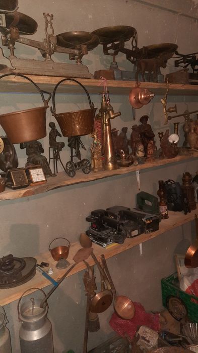 Material em cobre, latão e bronze. Vintage