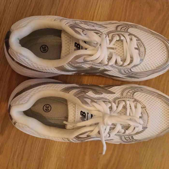 Tênis New Balance Senhora