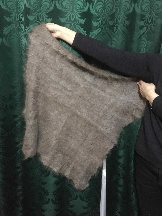 Хустка з козячого пуху, нова