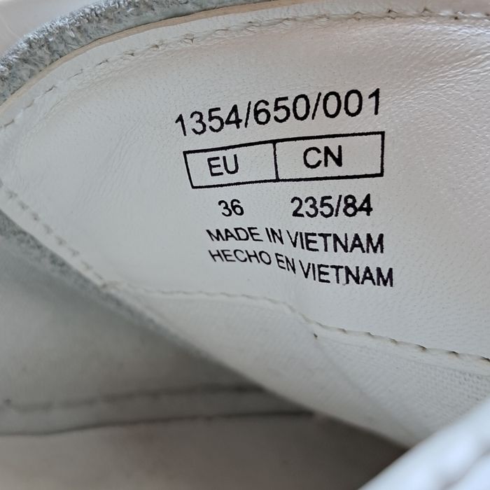 Białe sneakersy z miękkiej skórki naturalnej Massimo Dutti 36