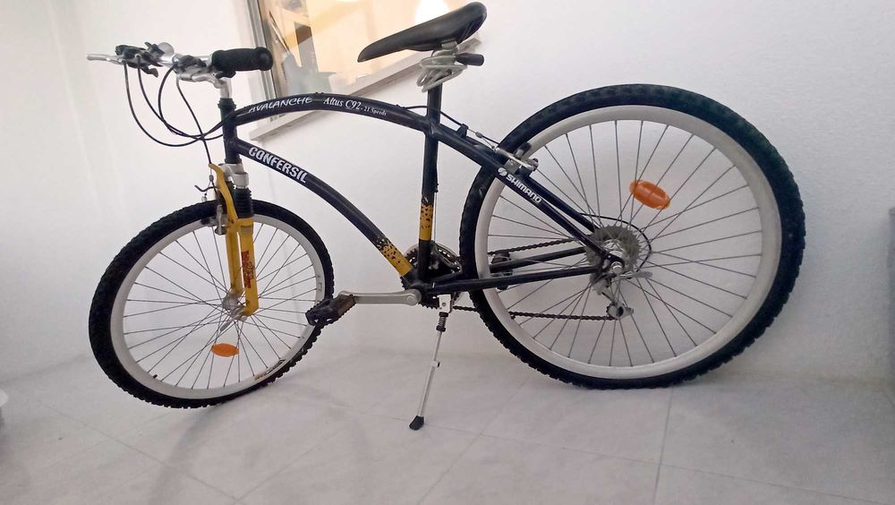 Bicicleta Montanha Confersil/Shimano + oferta de pack de acessórios