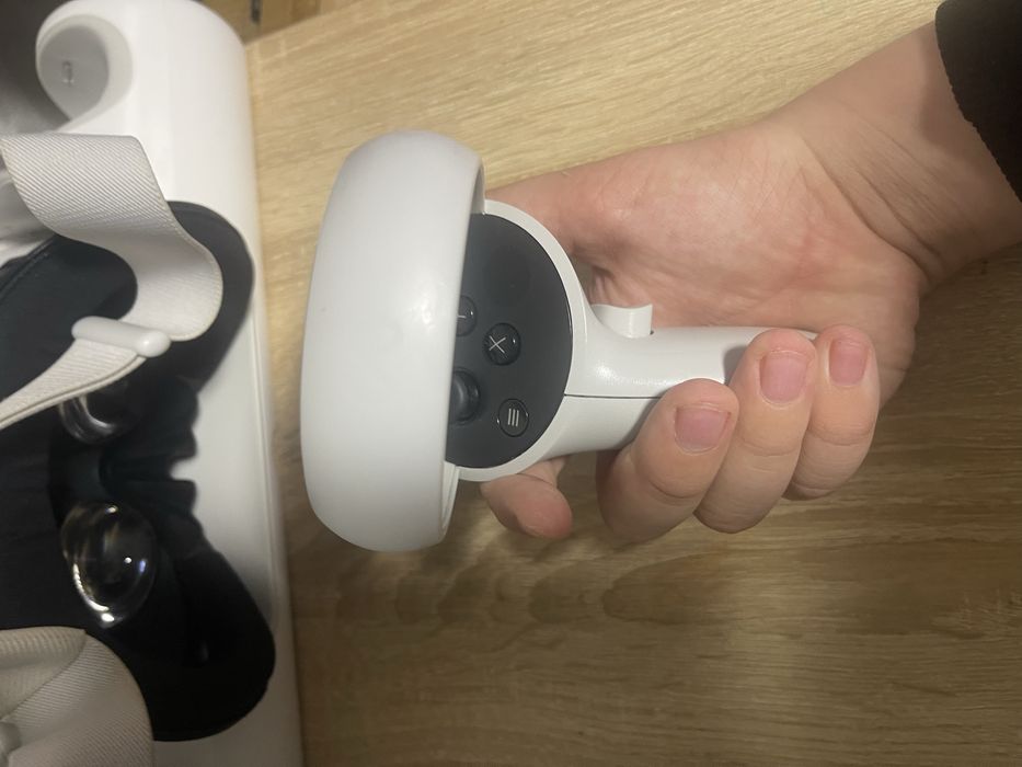 Quest 2 + ДОК-СТАНЦІЯ ANKER (Супер ціна)