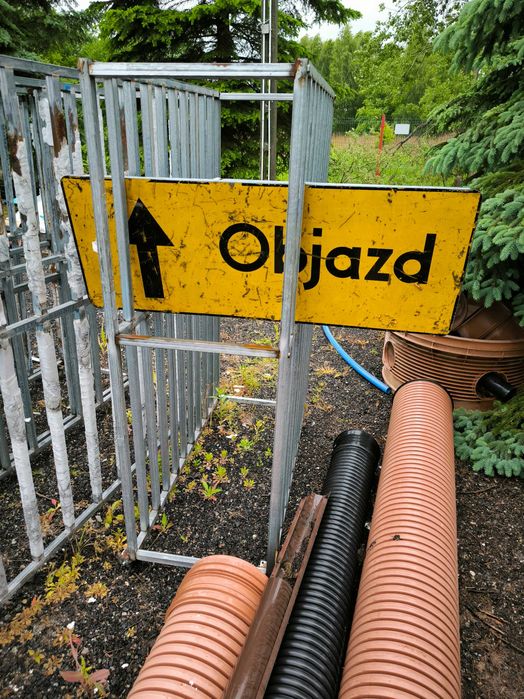 Stojaki, podpory, stalowe używane