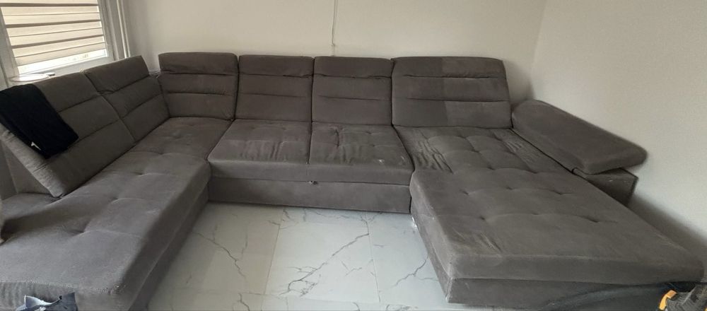 Oddam narożnik z funkcja spania.