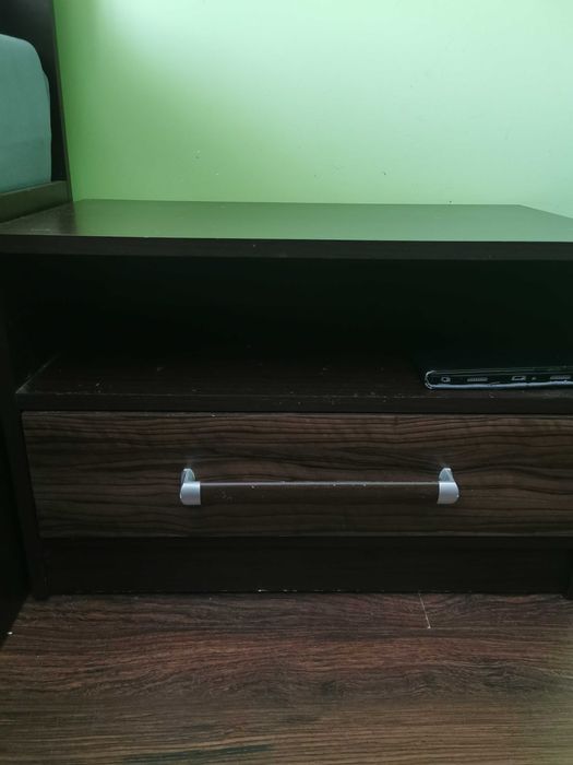 Łóżko, szafa, komoda i 2 szafki nocne