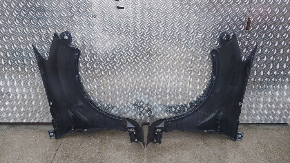 błotnik prawy kuga mk1 08-12 lak: e0 eo