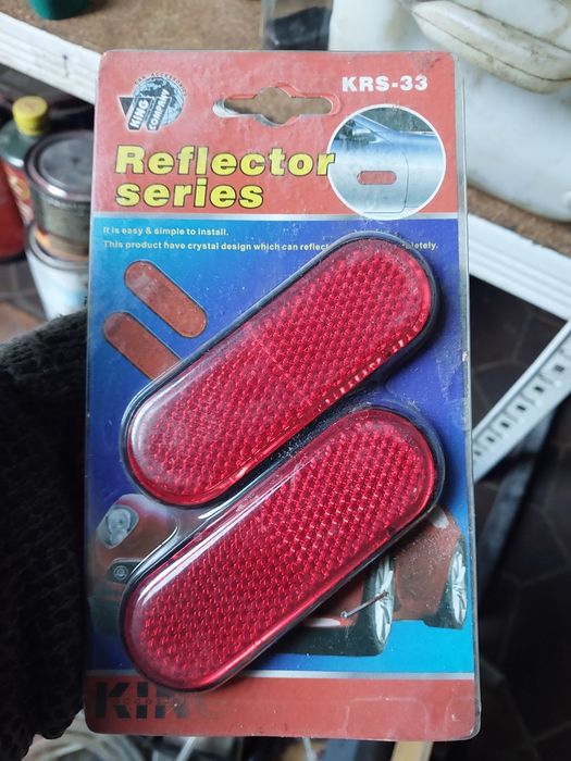 Катафоти світловідбивачі червоні KRS-33 Reflector series