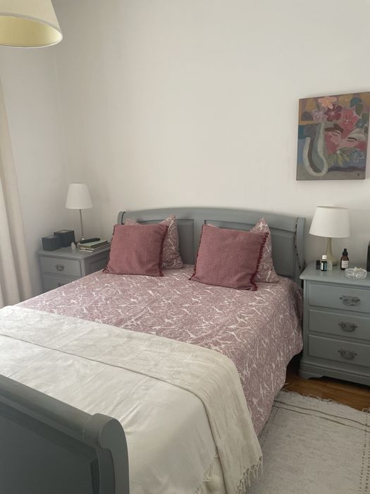 Mobilia de quarto completa.
