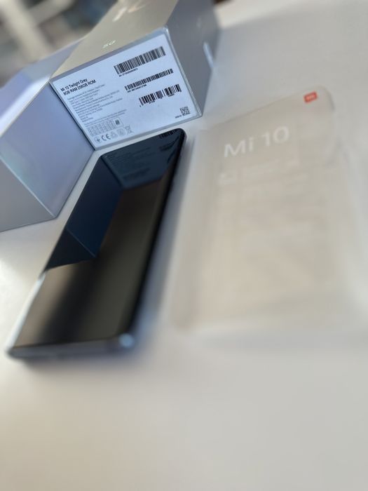 Xiaomi Mi10 8/256GB | Uchwyt Ładowarka Xiaomi Mi Wireles Car