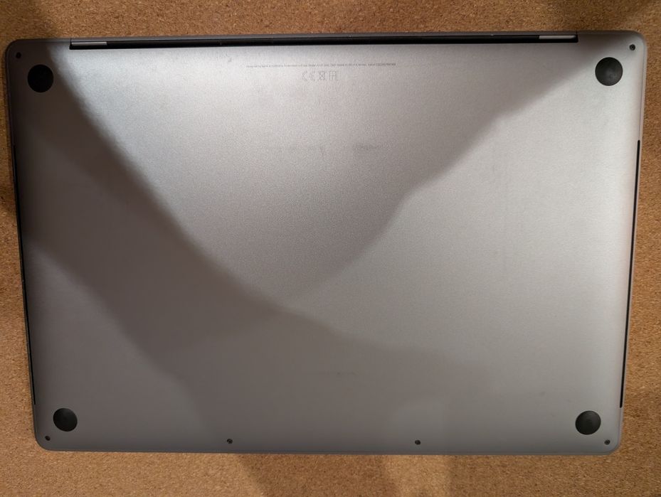 MacBook Pro 16" (2019) i7 16GB 512GB Excelente estado, 229 ciclos