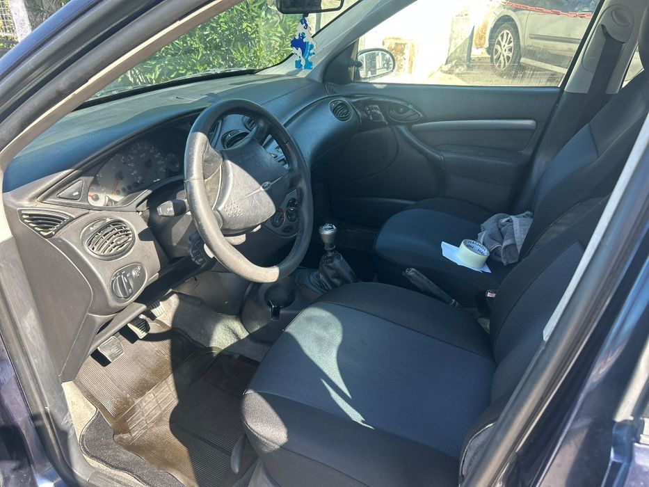 Ford Focus I Turnier 1.8 (90CV) + OFERTA Guitarra Elétrica e Amplificador — photo 3