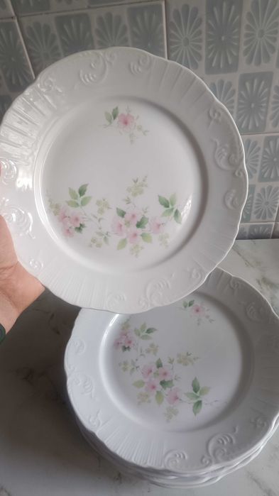 Coleção de pratos Vista Alegre