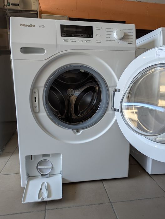Пральна машинка Miele W1 8 kg A+++ 8 kg  Б/В Пралка  WKB130WPS