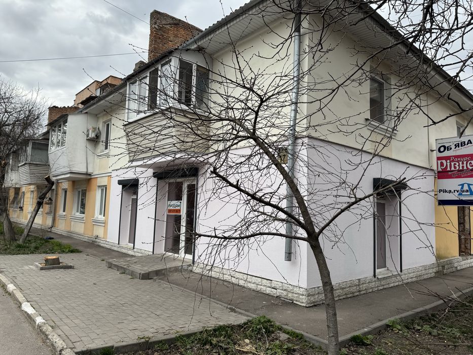 Продаж комерційного приміщення | вул. Бандери, 17