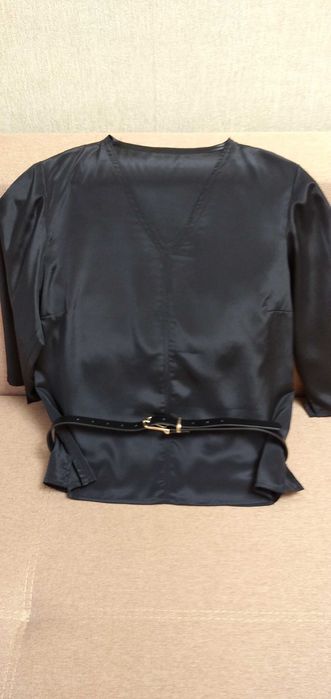 Блузы    женские