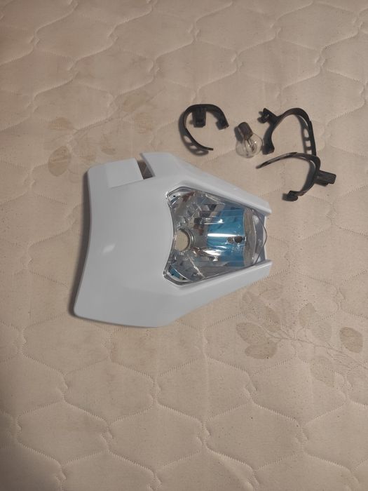 Farol e mica KTM