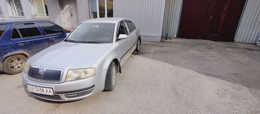 Skoda Superb 2004
