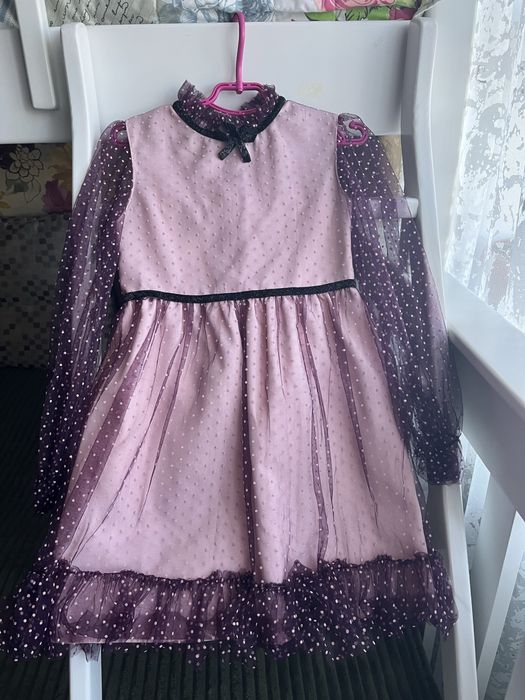 Ніжне святкове платтячко