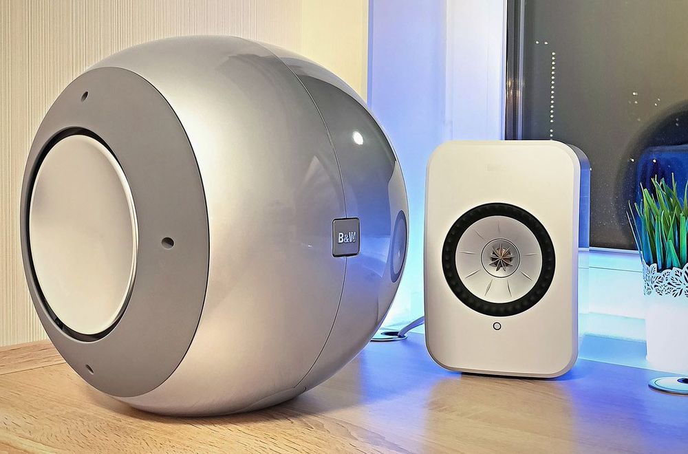 Сабвуфер Bowers & Wilkins PV1 Silver — 500W