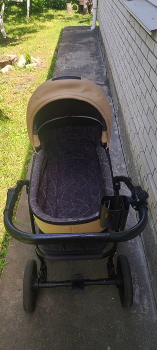Коляска Victoria Gold Classic 2в1