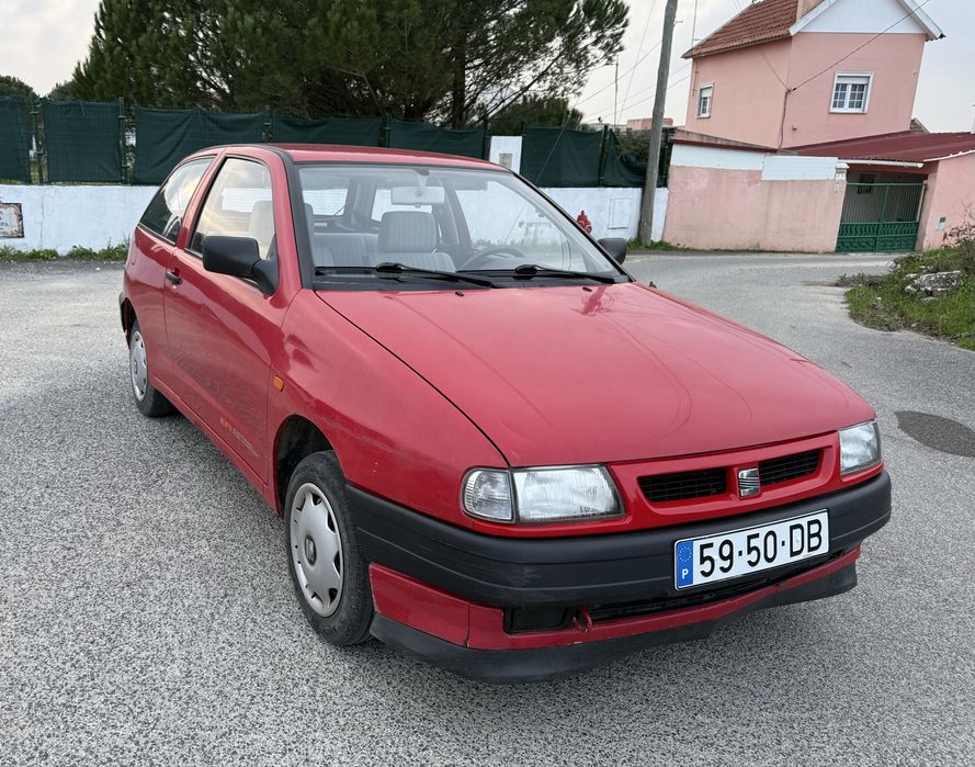 Seat ibiza.