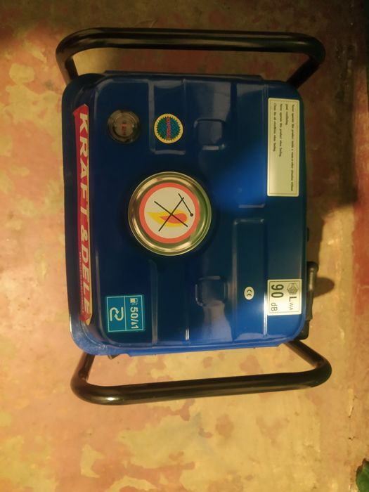 Продам бензо гениратор