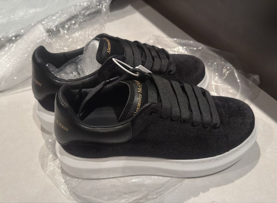 Alexander McQueen 39 welurowe czarne sneakersy buty trampki 39