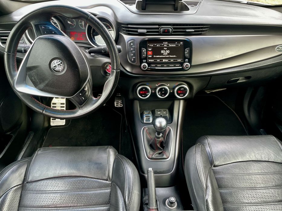 Alfa Romeo Giulietta Tourismo*LIFT *DNA * NaVi * SkÓrA * FrAncja