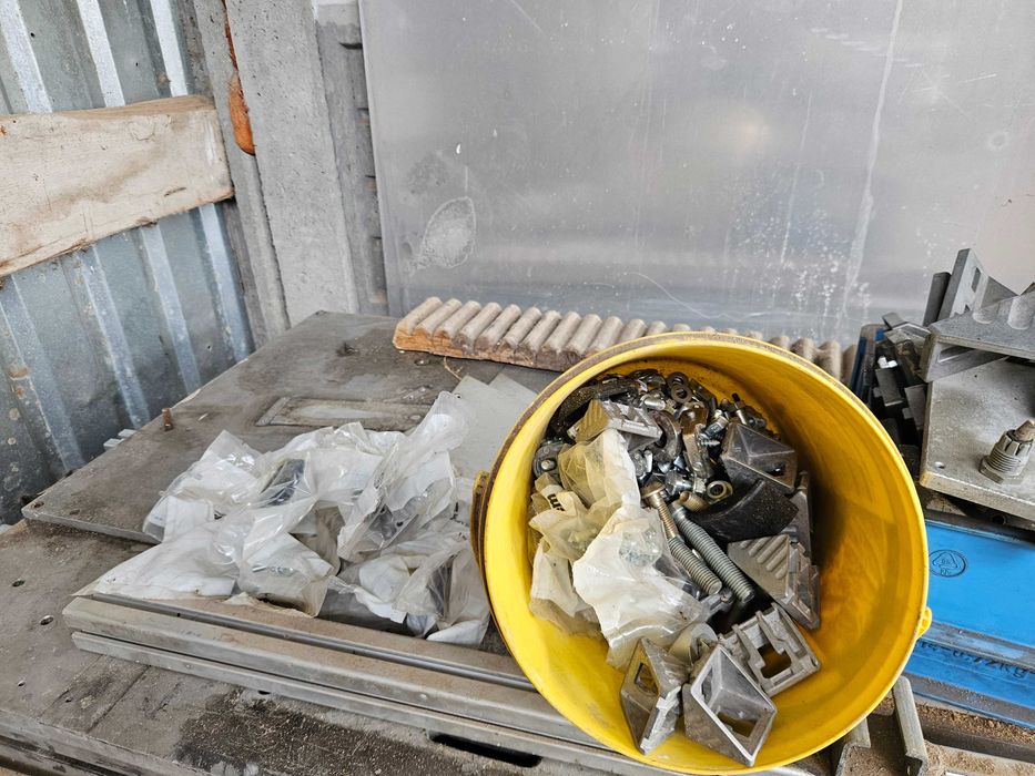 Stół warsztatowy aluminiowy na kółkach