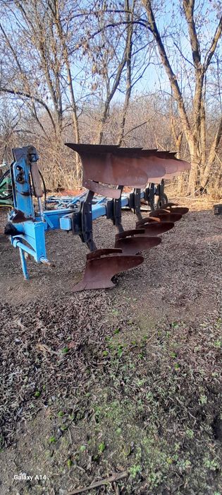 Трактор т 150 та інвентар до нього