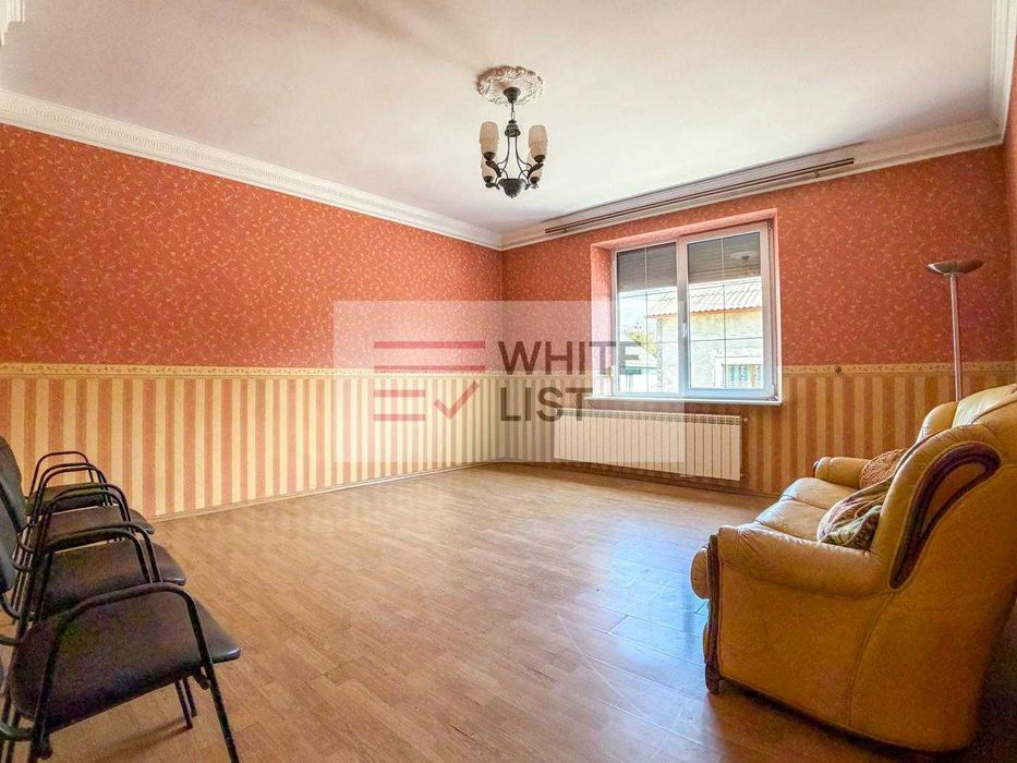 Продаж будинку вул. Ярошинська, 269м2