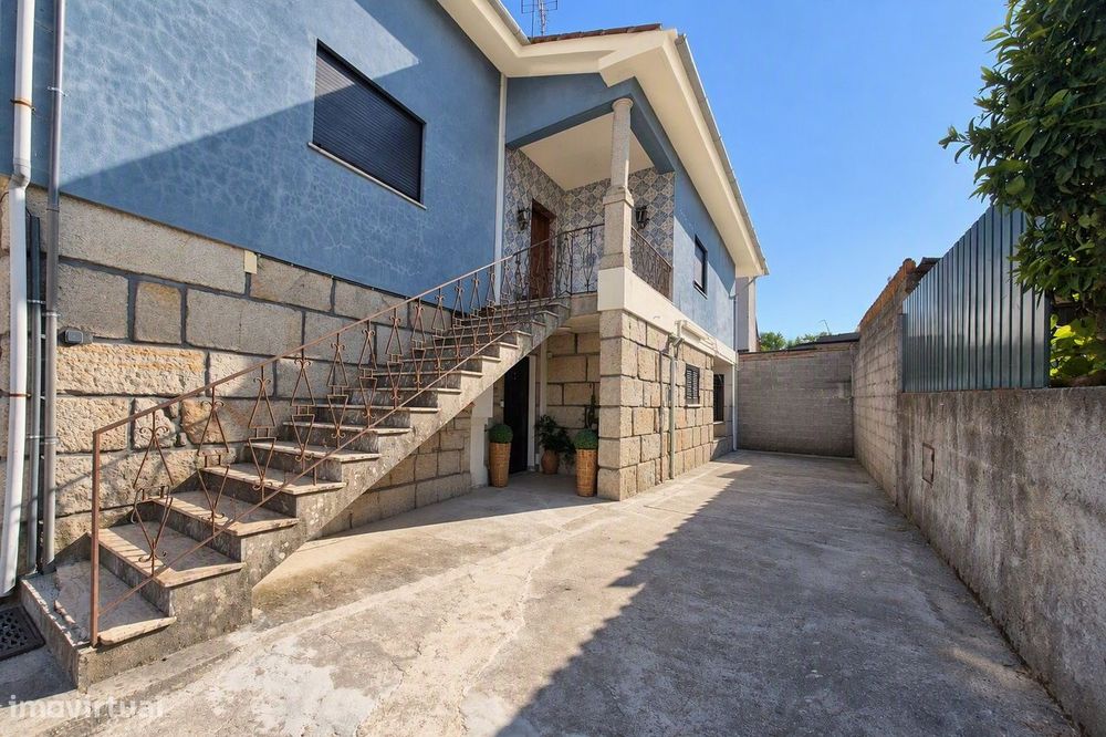 Andar de Moradia com 3 quartos em Abraveses - Viseu