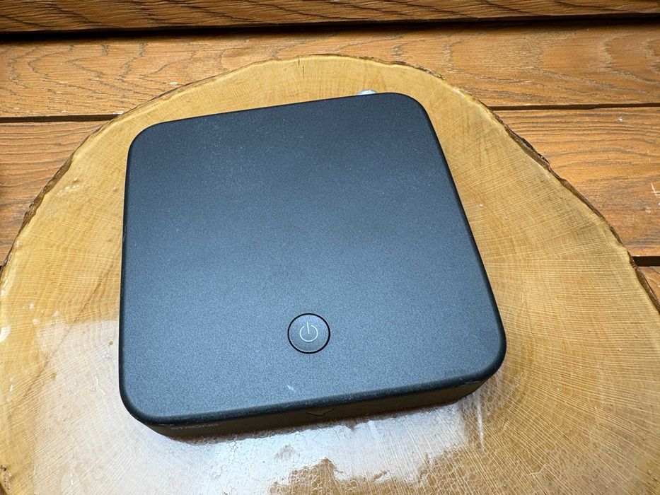 Strong SRT 420 Android TV Box 4K Tuner DVB-T2 HEVC Dolby Hybrydowy Box Chromecast
