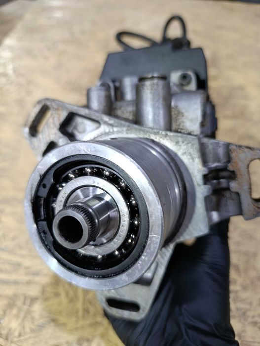ТНВД Топливный насос MERCEDES C-CLASS W202 S202 2.2 D 93-00 R8640A061A