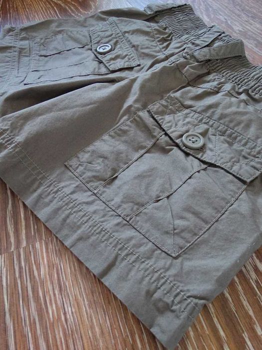 Krótkie spodenki Nike szorty 140-152 materiałowe