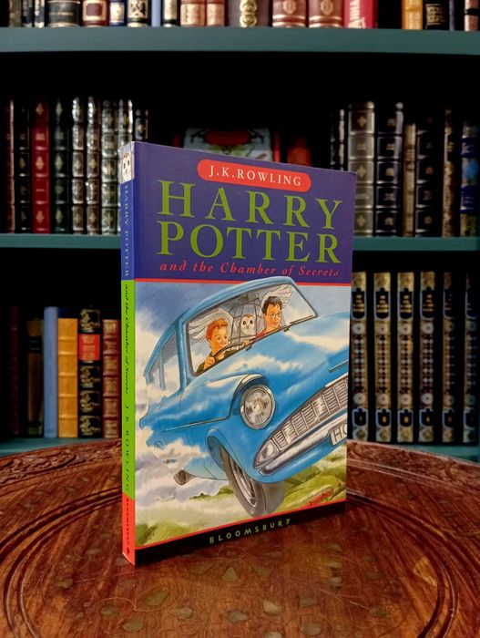 Harry Potter and the Chamber of Secrets - J. K. ROWLING
