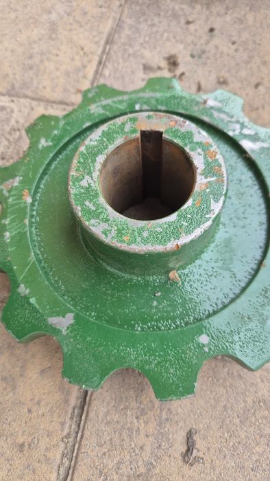 Зірочки  похилої камери 211515/211514 John Deere z-13, d-40