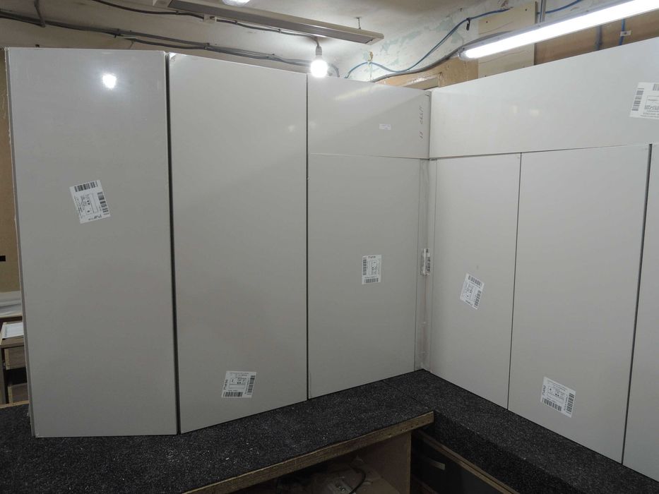 Продам верхние секции угловой кухни 3,26 х 1,58