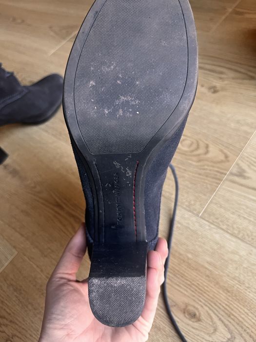 Botki Tommy Hilfiger granatowe sznurowane 40