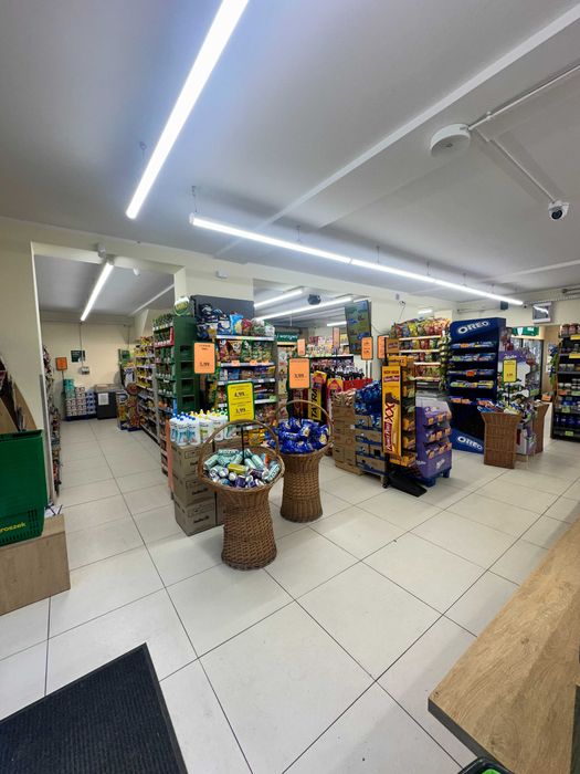 Sprzedam prosperujący sklep z branży spożywczej