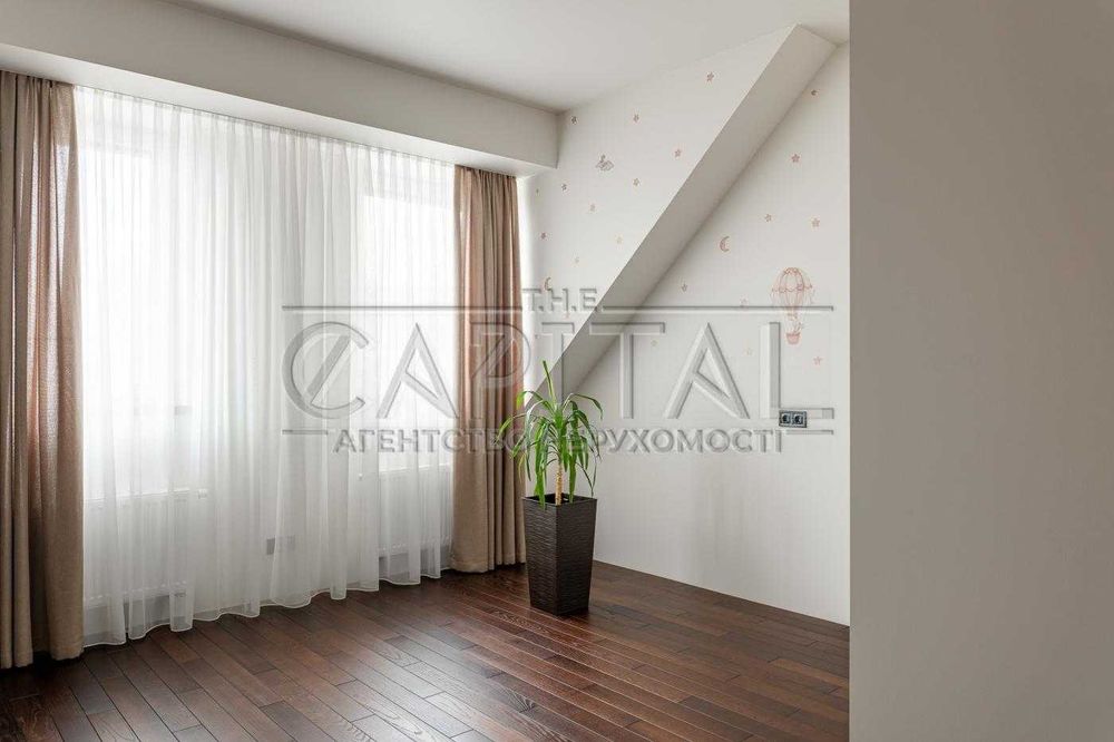 Продаж якісної квартири з ремонтом в ЖК Desna Park 175м2 Зазим'я