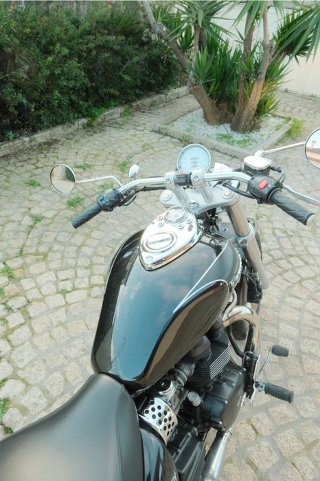 Triumph Speedmaster 900